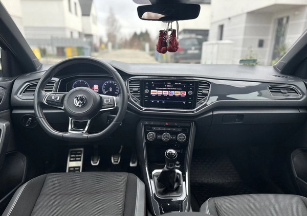 Volkswagen T-Roc cena 107000 przebieg: 84000, rok produkcji 2019 z Wrocław małe 154